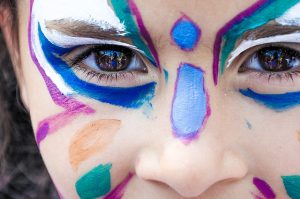 Idée d'animation anniversaire pour enfant : le maquillage personnalisé