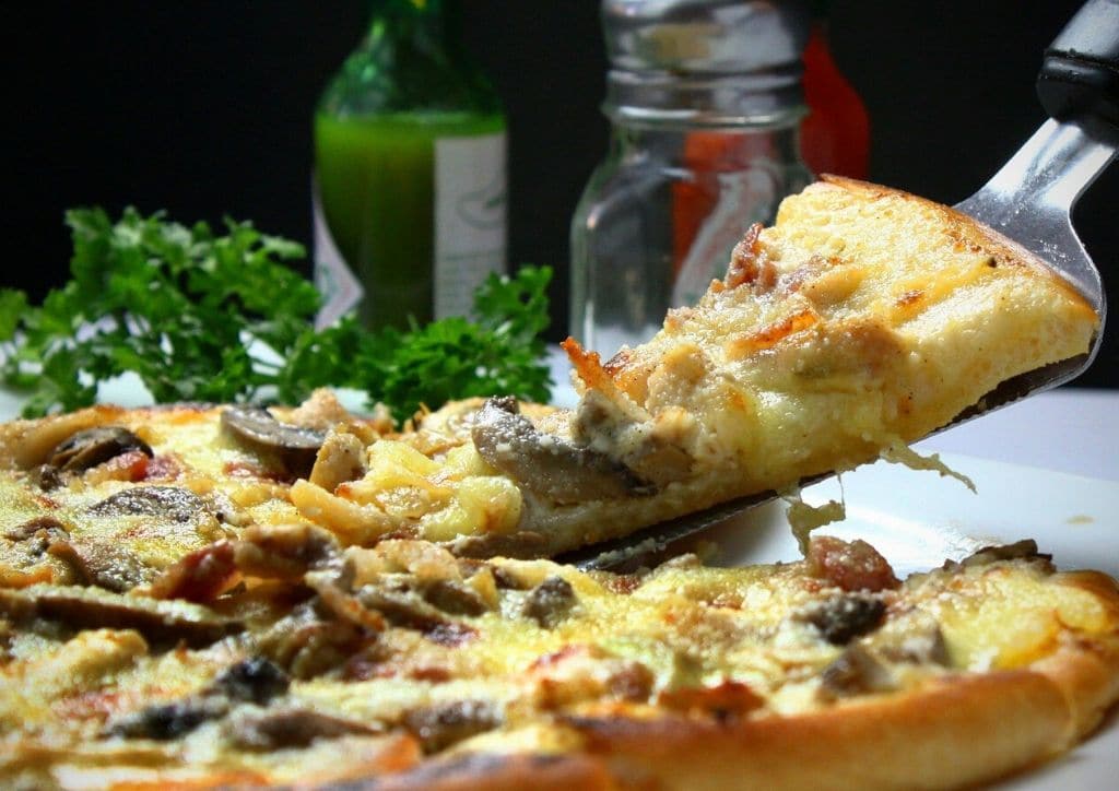 Consommer de la mozzarella enceinte dans les pizzas