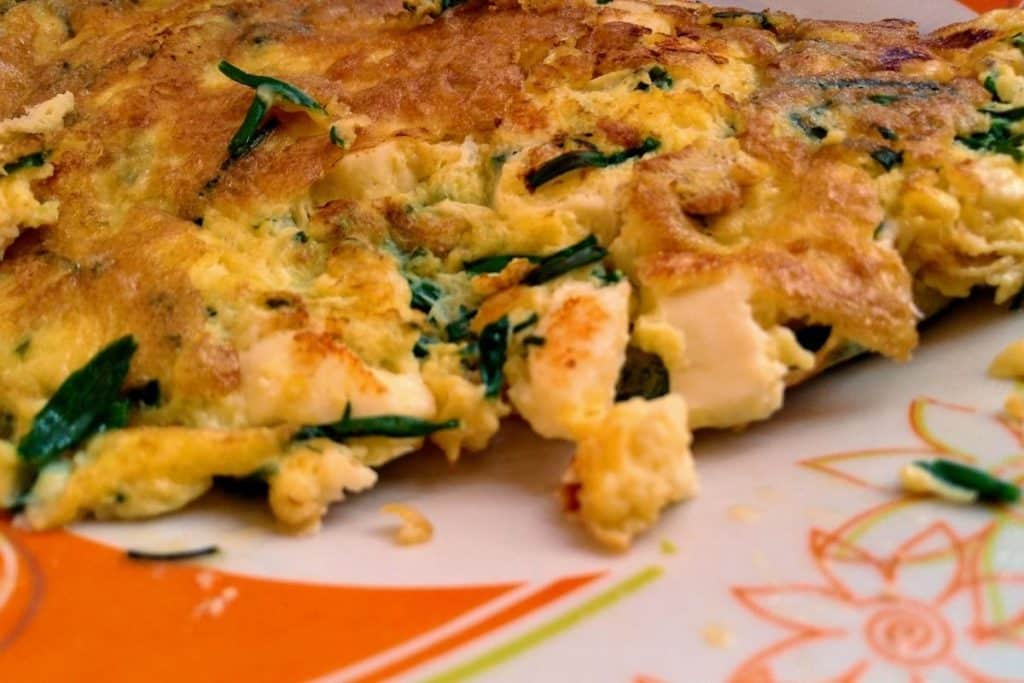 Attention à l'omelette à la ciboulette enceinte