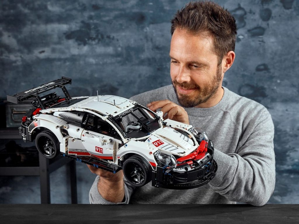 Le Porsche 911 RSR, un modèle pour décorer votre intérieur