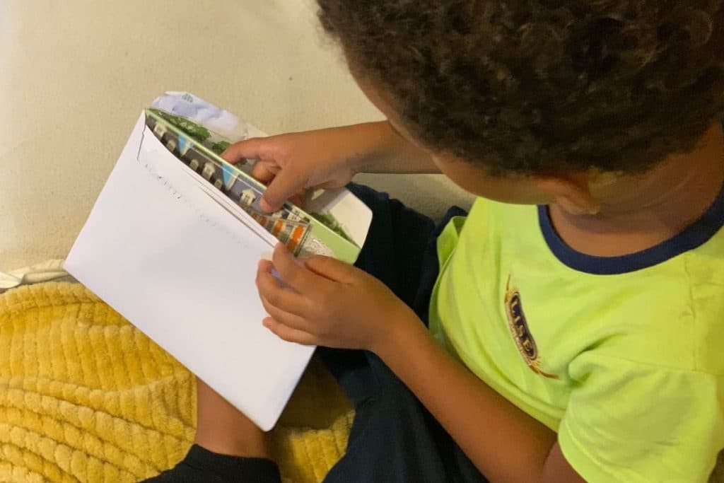 Découverte du contenu d'un courrier d'Epopia