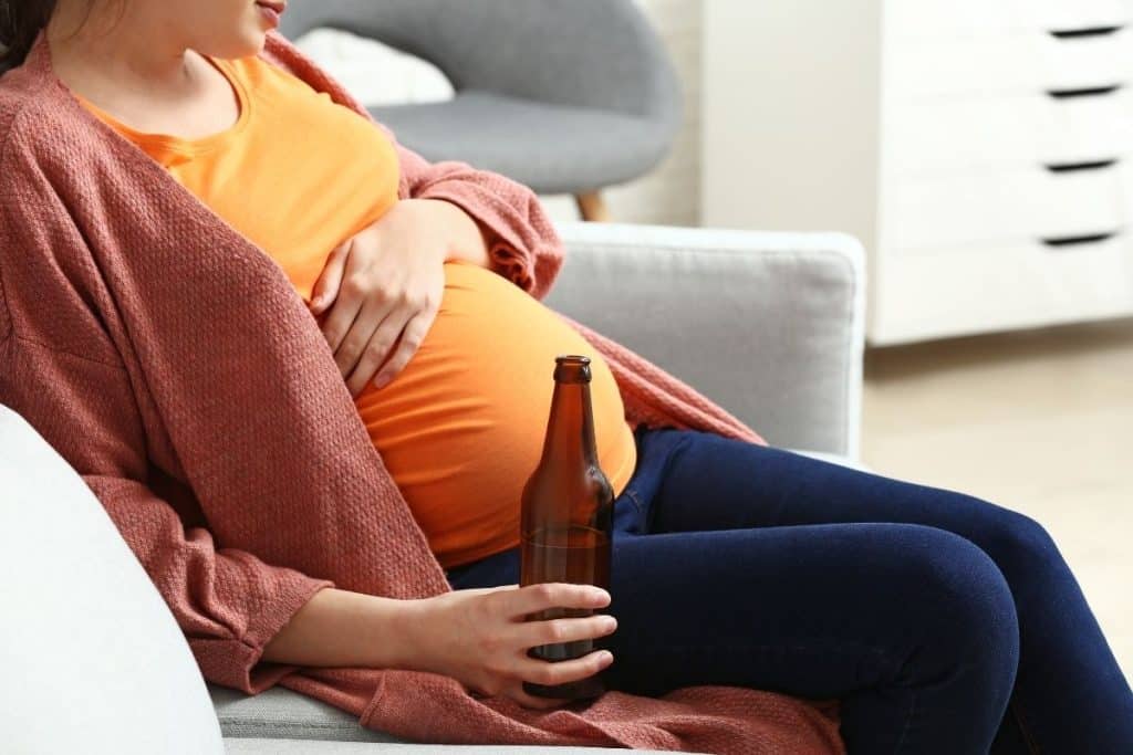 Boire de la bière enceinte est interdit comme tout alcool pendant la grossesse 