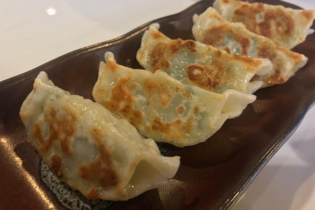 Les gyozas s'ils comportent du saké sont déconseillés aux femmes enceintes