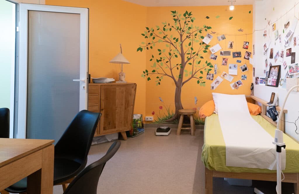 Salle d'examen de la maison de naissance de Baie-Mahault