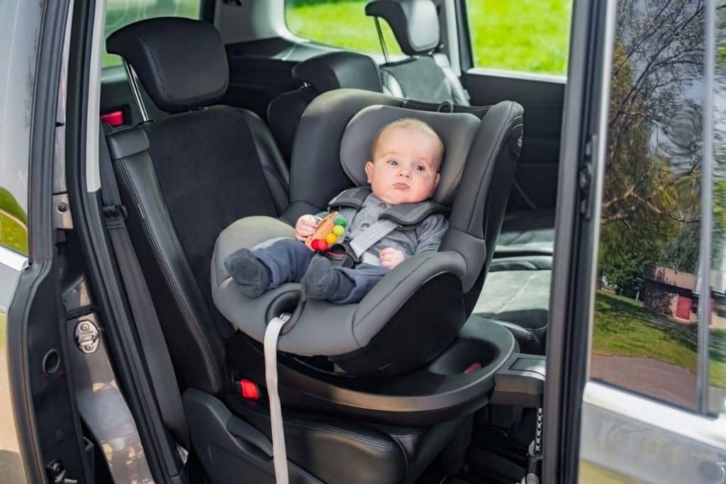 Le siège auto pivotant Dualfix 2 R de Britax Römer