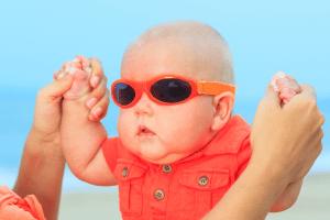 Lunettes de soleil bébé avec bandeau élastique